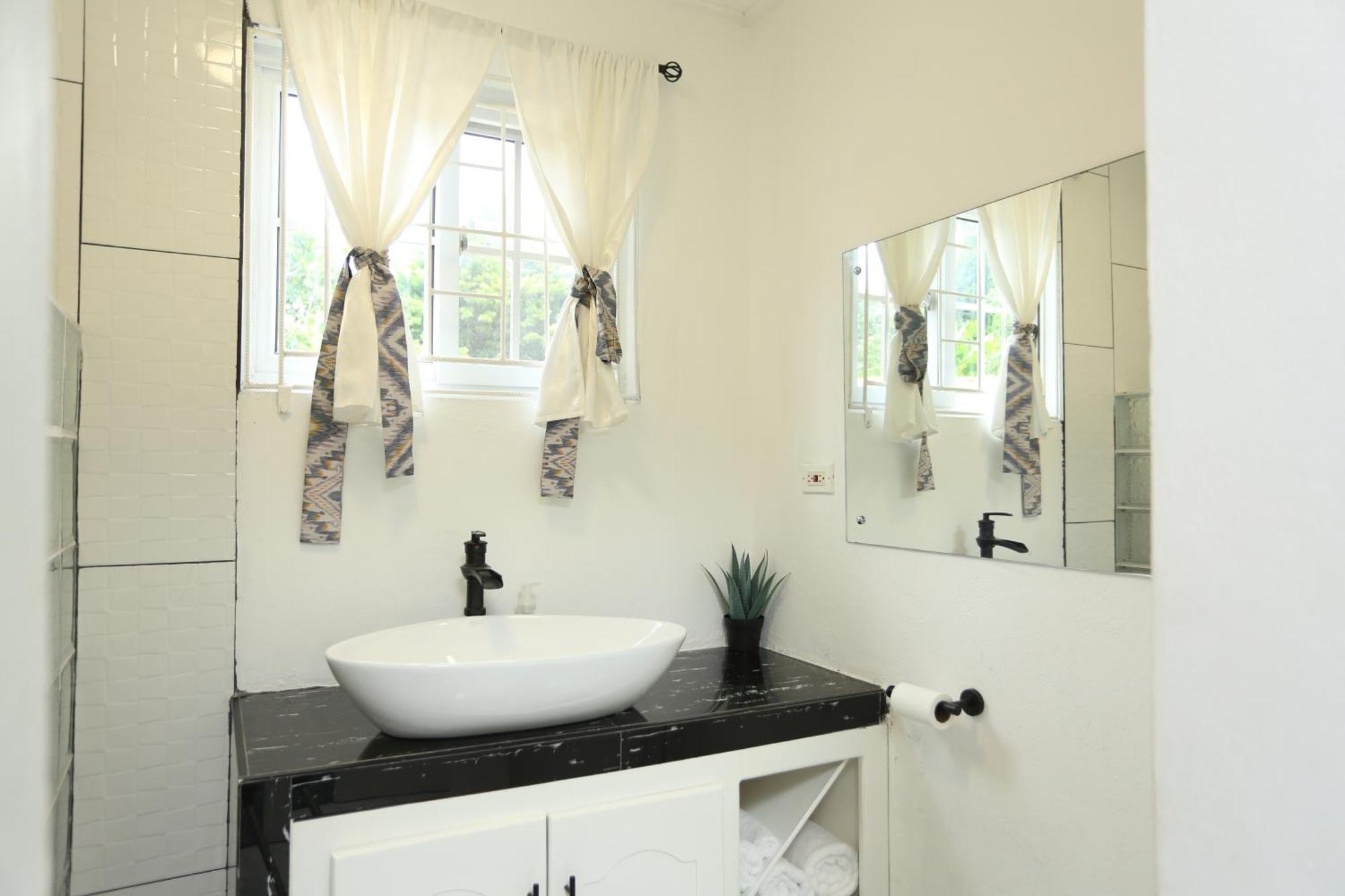 Apartamento Hidden Gem Kingston Exterior foto